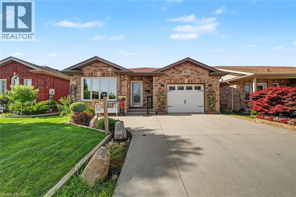 MLS® listing #30079643 for sale located at 3913 PRIMROSE Lane