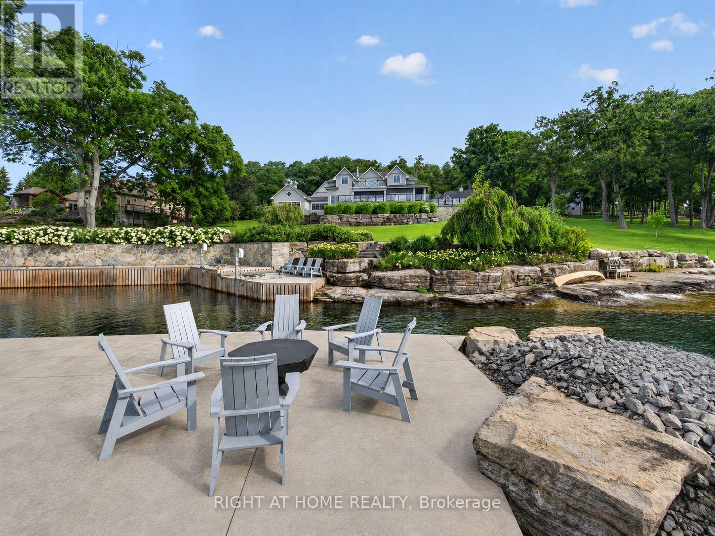 MLS® listing #30080347 for sale located at 24 KING PITT ROAD