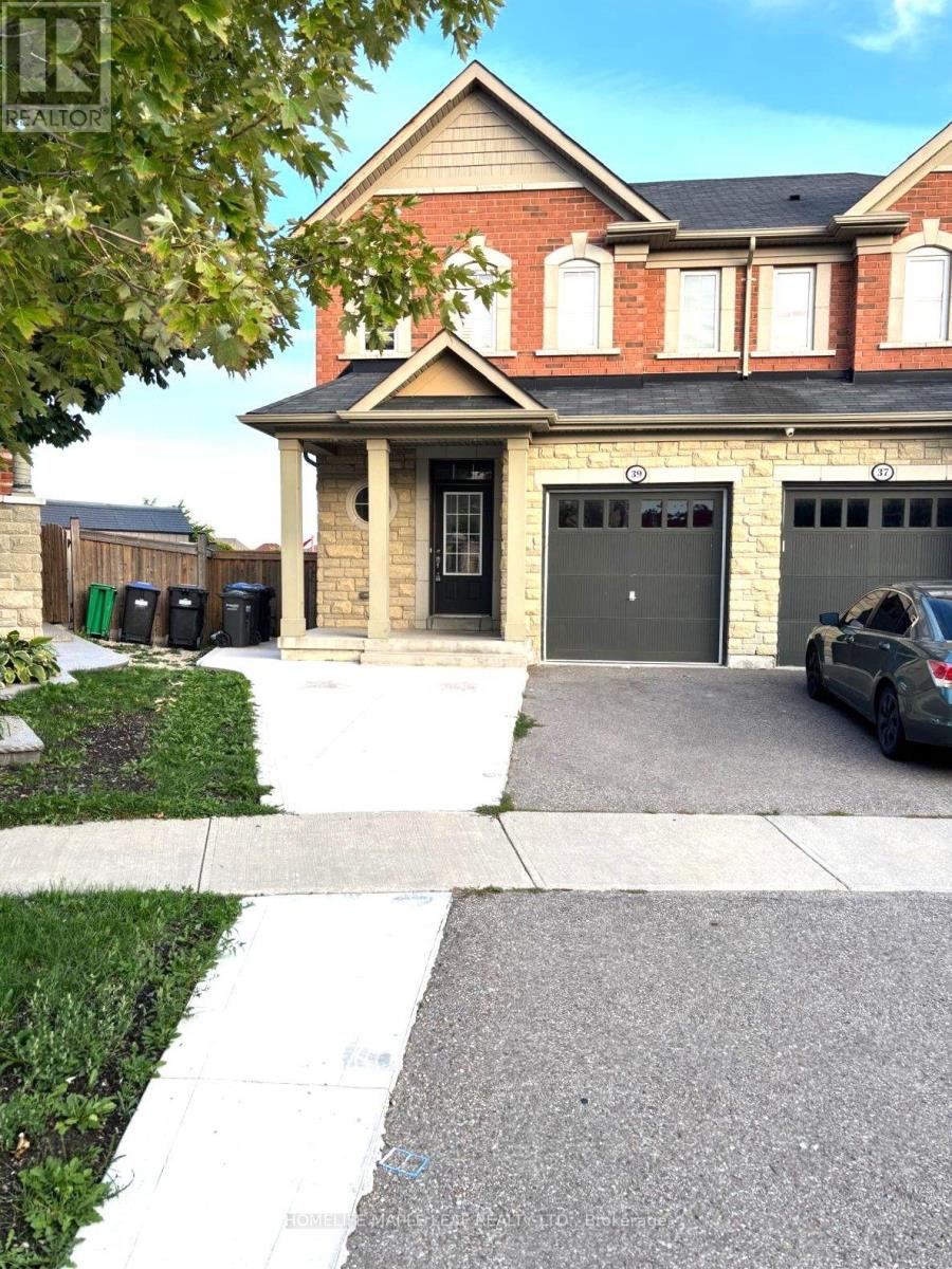 MLS® listing #30080366 for sale located at 39 SUSSEXDALE DRIVE