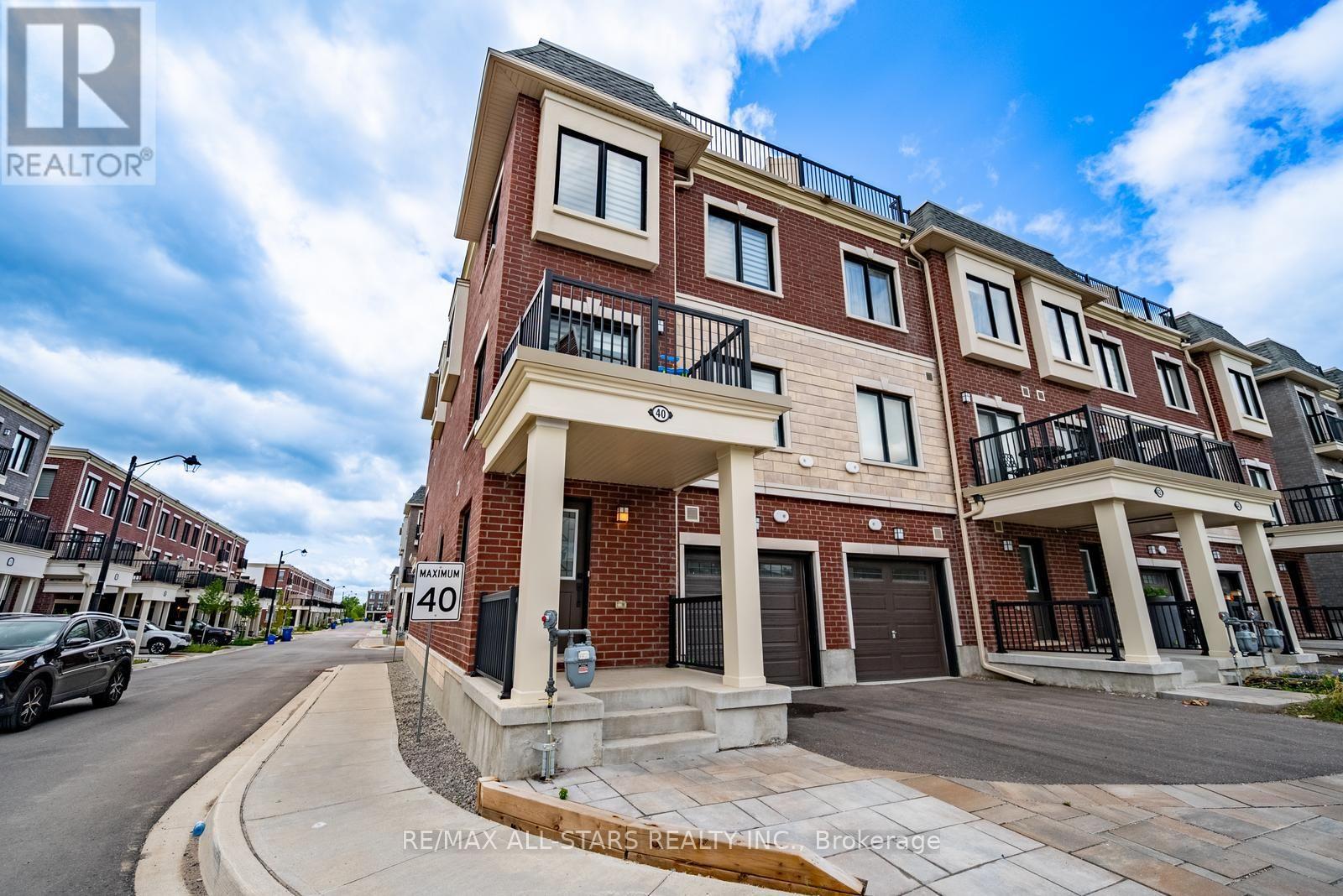 MLS® listing #30080381 for sale located at 40 COVINGTON CRESCENT
