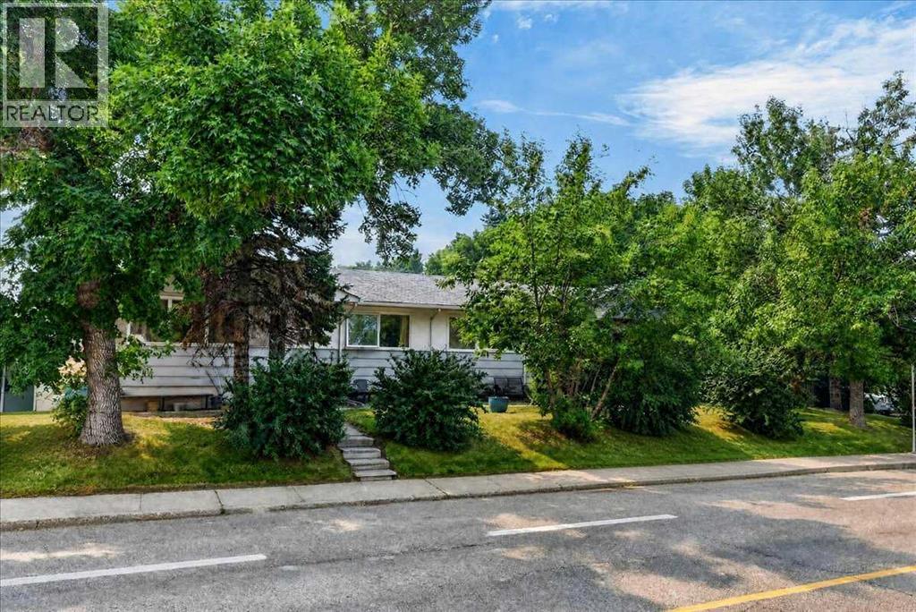 MLS® listing #30080432 for sale located at 1907 14 Avenue NE