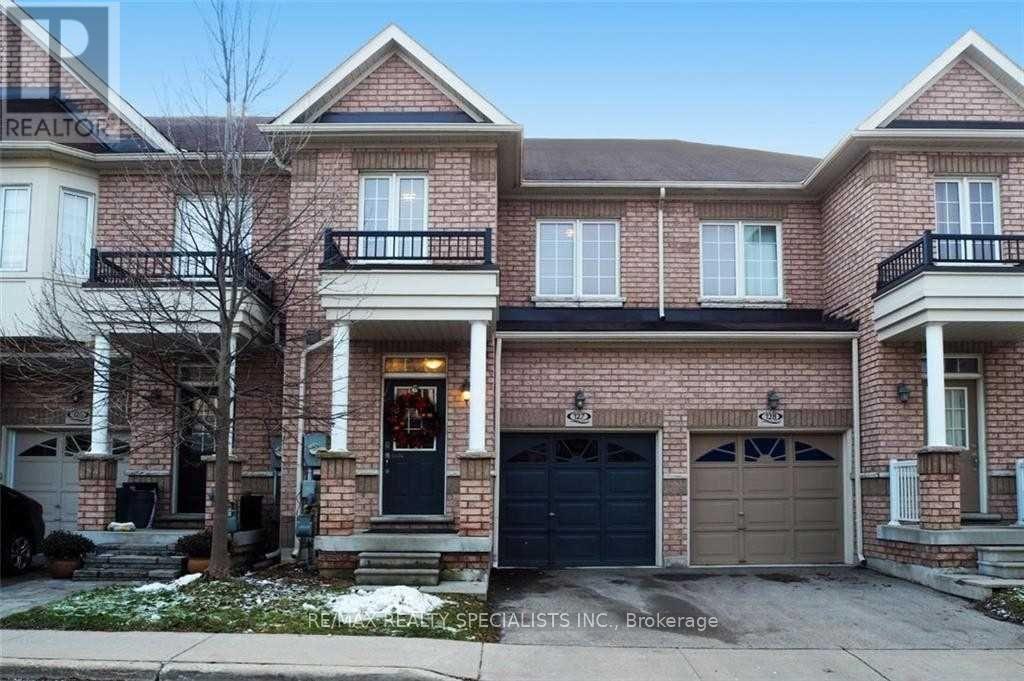 MLS® listing #30081730 for sale located at 127 - 110 HIGHLAND ROAD W