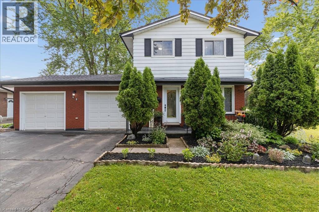 MLS® listing #30086697 for sale located at 45 ARROWHEAD Crescent