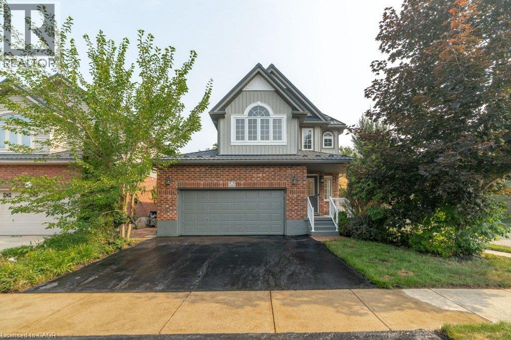 MLS® listing #30088093 for sale located at 610 VIOLET Street