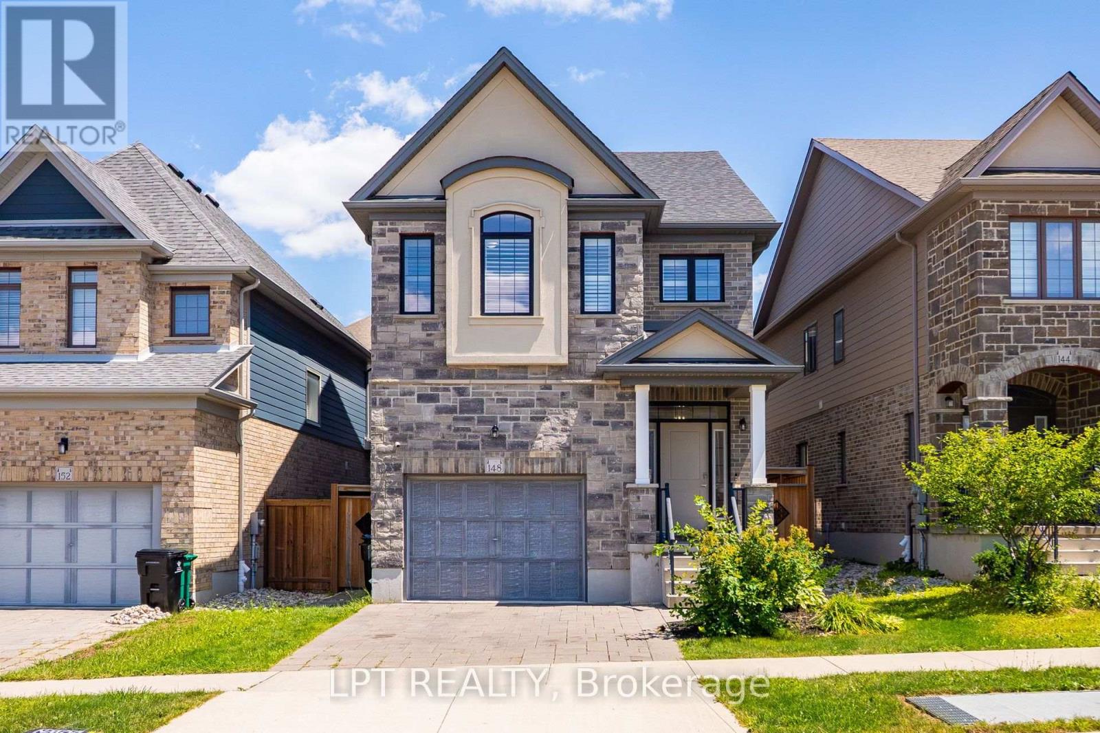 MLS® listing #30088451 for sale located at 148 HOLLYBROOK TRAIL S