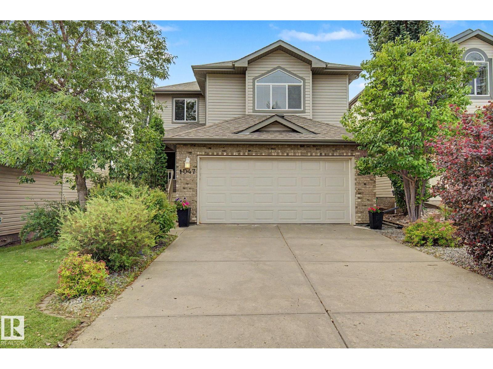 MLS® listing #30090123 for sale located at 1047 LEGER BV NW