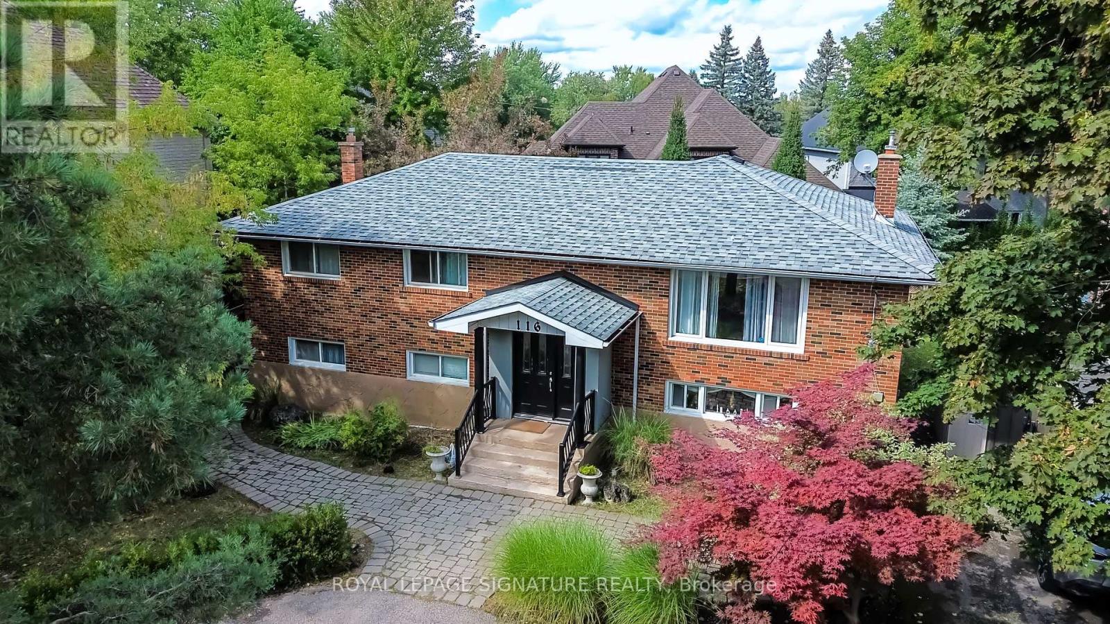 MLS® listing #30090411 for sale located at MAIN - 116 SUNSET BEACH ROAD
