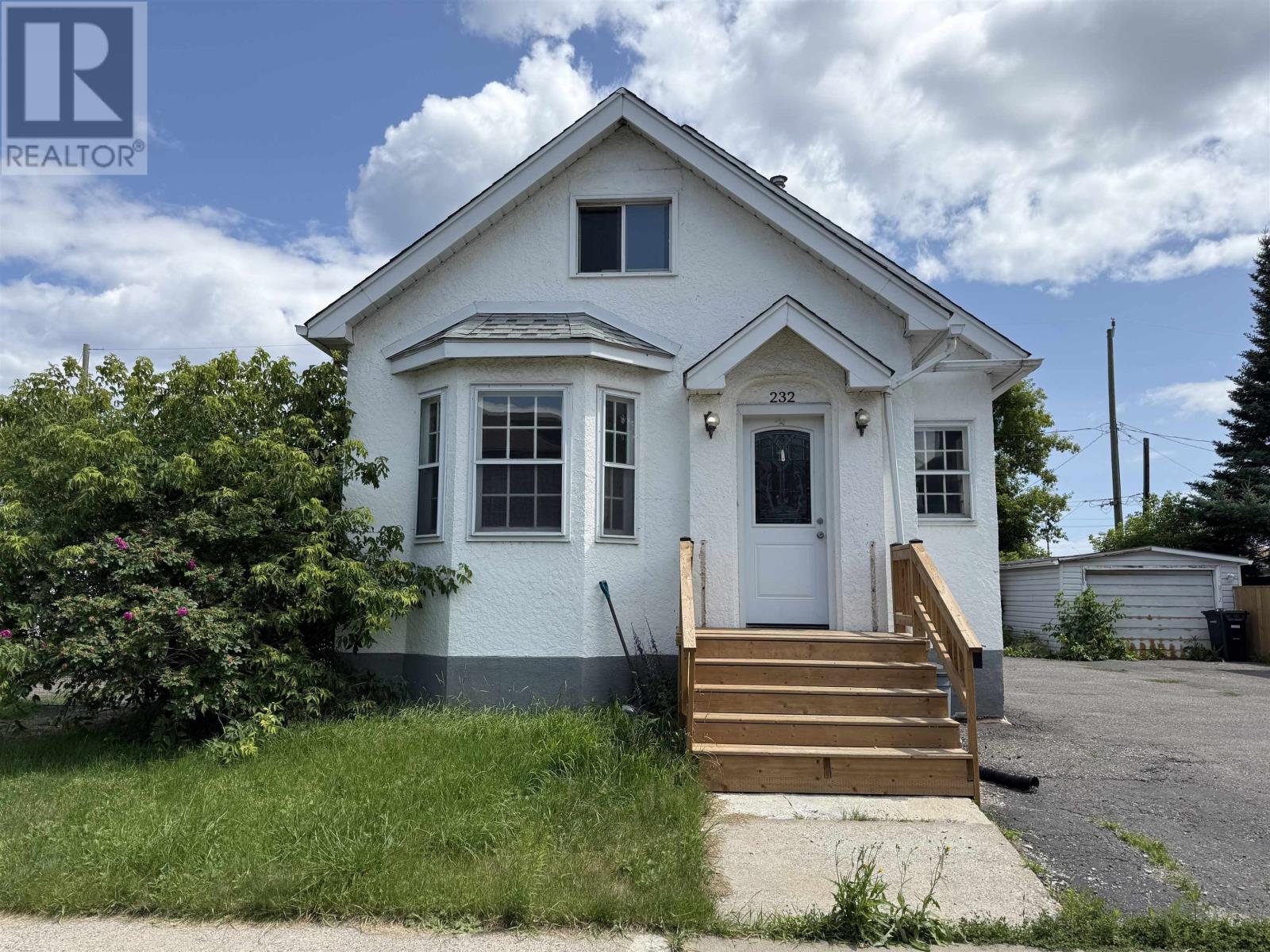MLS® listing #30090500 for sale located at 232 McKellar ST S