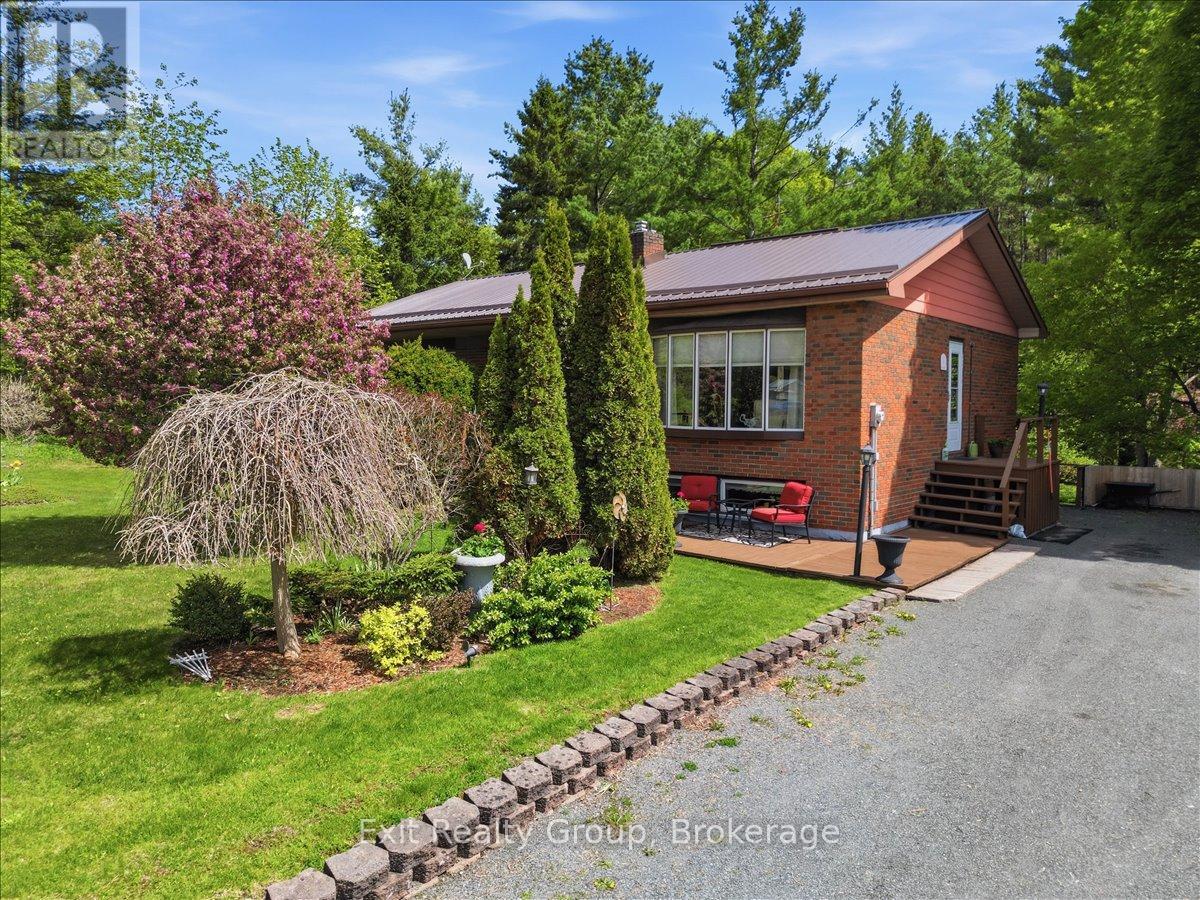 MLS® listing #30090579 for sale located at 102836 HIGHWAY 7