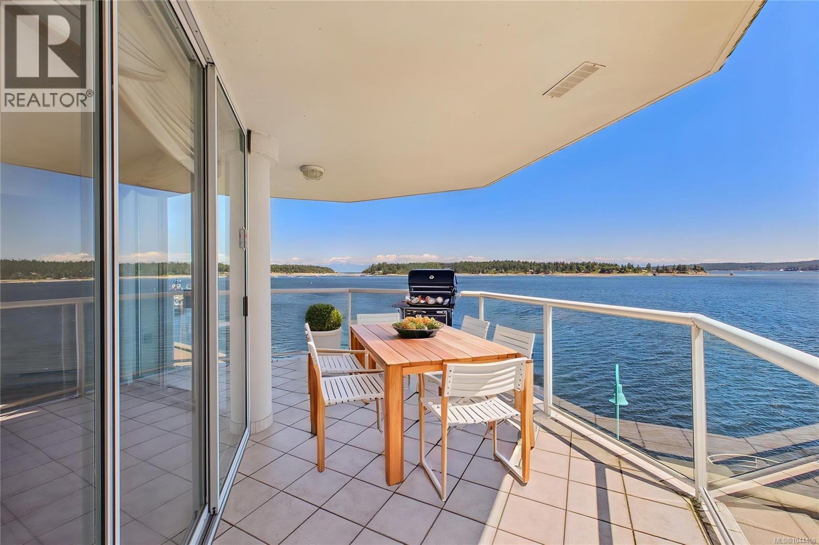 MLS® listing #30091642 for sale located at 311 150 Promenade Dr