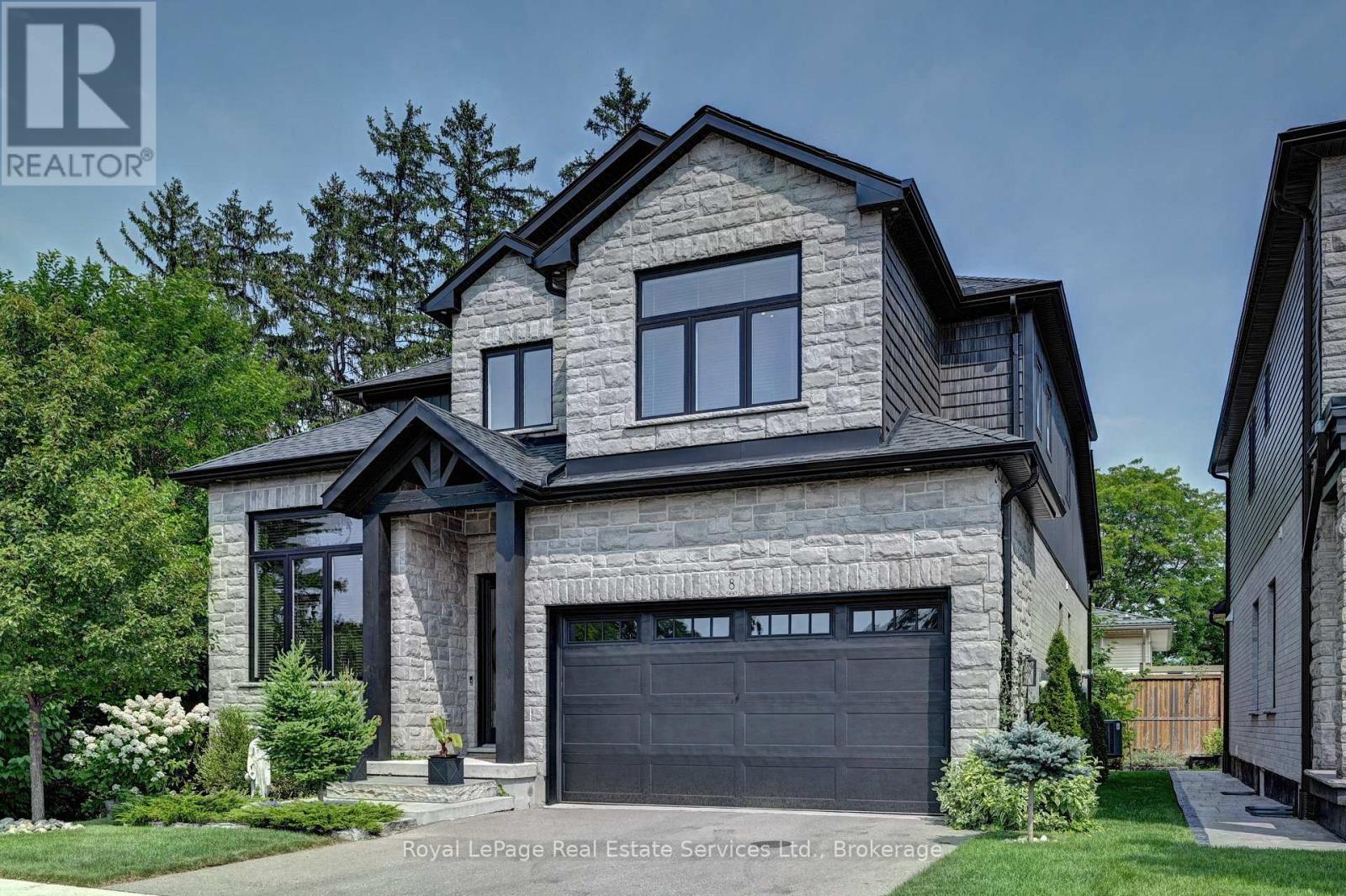 MLS® listing #30092736 for sale located at 8 - 450 BRIDGEPORT ROAD