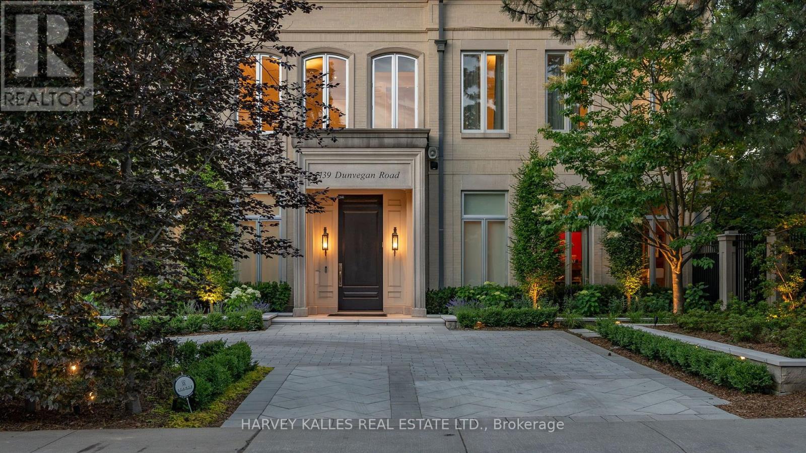 MLS® listing #30093949 for sale located at 139 DUNVEGAN ROAD