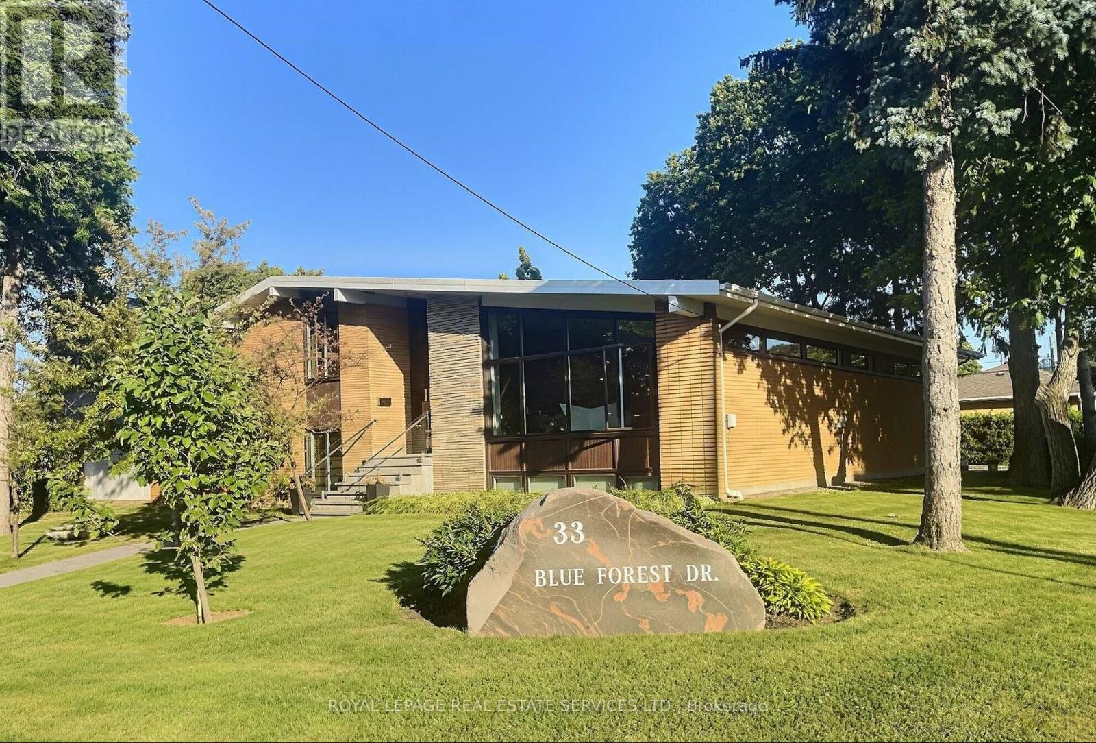 MLS® listing #30094452 for sale located at 33 BLUE FOREST DRIVE