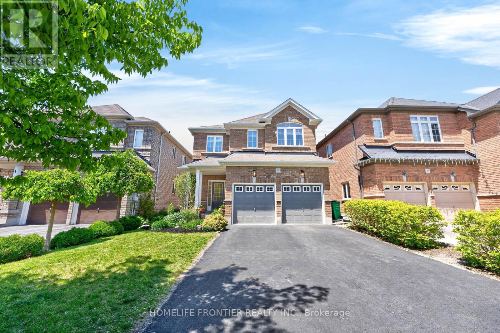 MLS® listing #30095327 for sale located at 38 TEMPLETON COURT