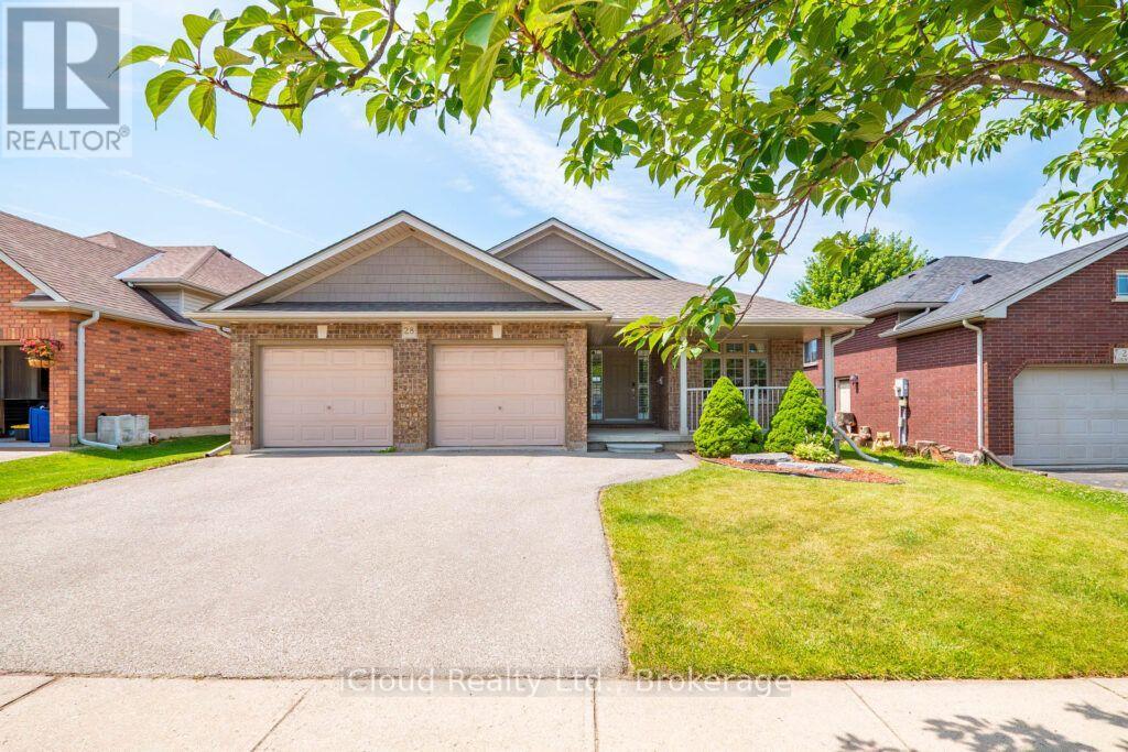 MLS® listing #30095360 for sale located at 28 OSBORN AVENUE