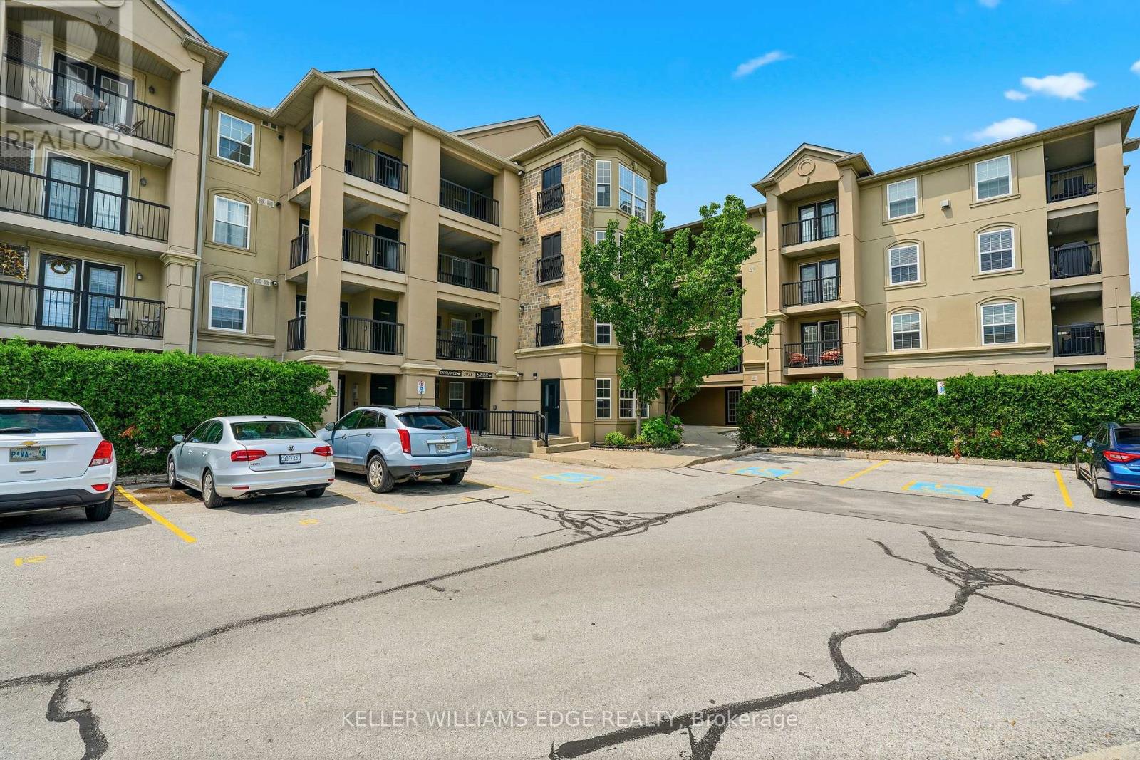 MLS® listing #30095548 for sale located at 307 - 2035 APPLEBY LINE