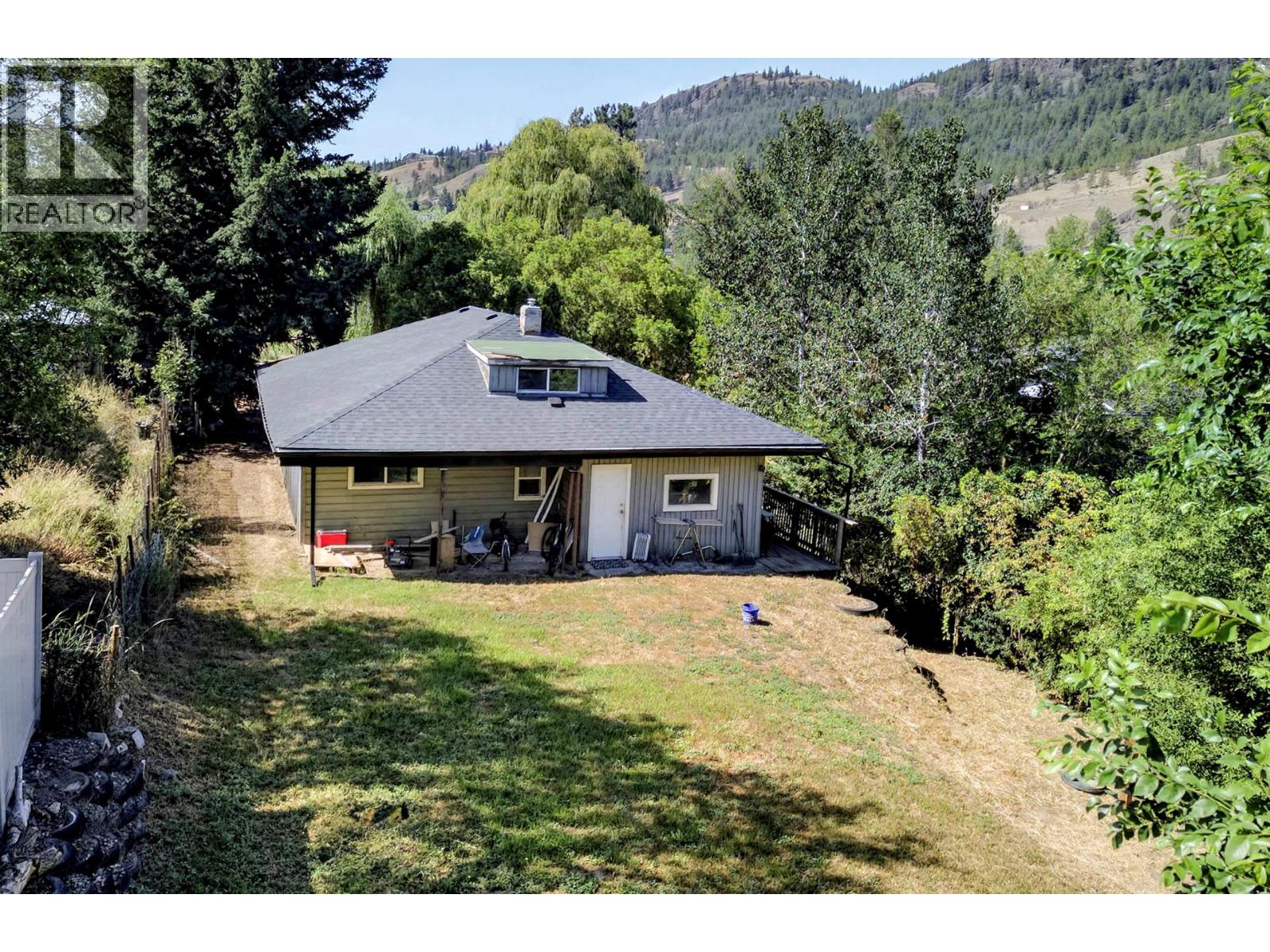 MLS® listing #30096497 for sale located at 150 Beachview Road