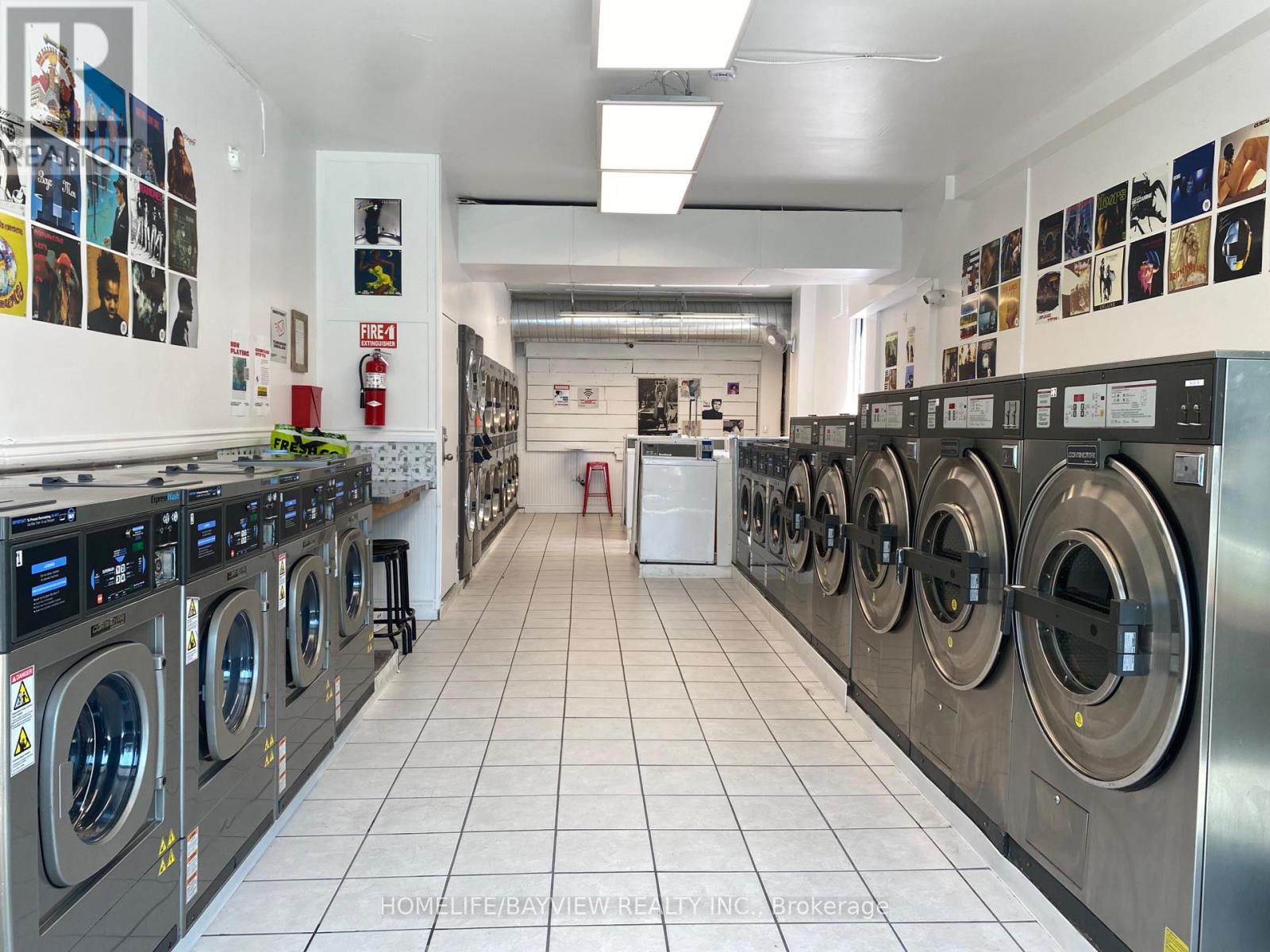 MLS® listing #30097343 for sale located at 318 HARBORD STREET