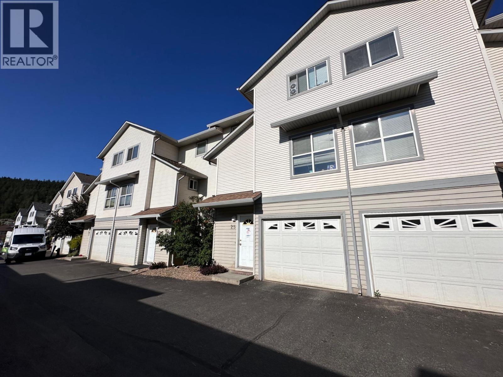 MLS® listing #30098519 for sale located at 1920 HUGH ALLAN Drive Unit# 25