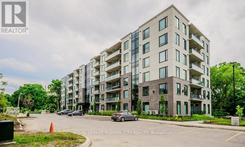 MLS® listing #30098764 for sale located at 108 - 103 ROGER STREET