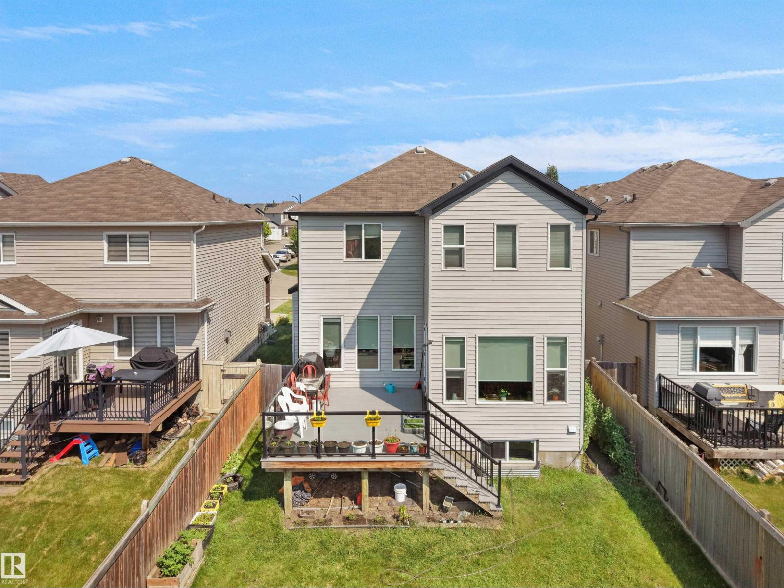 MLS® listing #30099055 for sale located at 1716 60 ST SW