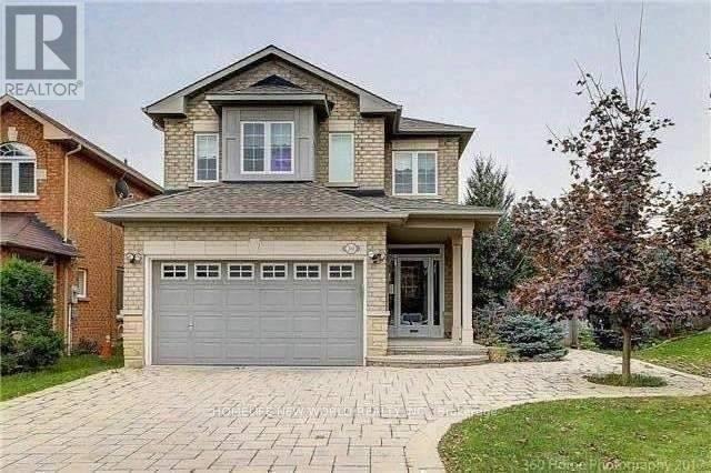 MLS® listing #30099163 for sale located at 39 BRIGHTSVIEW DRIVE
