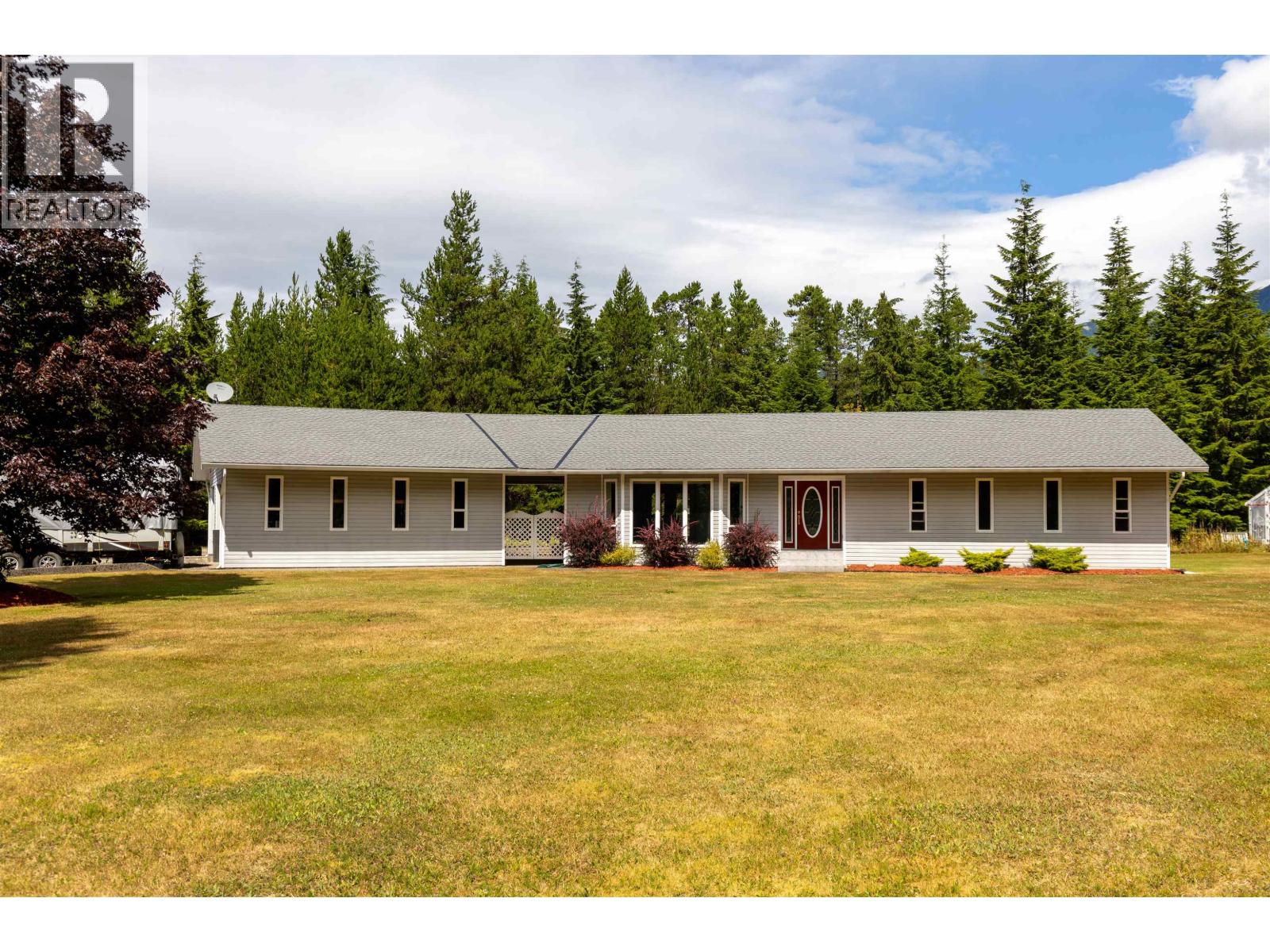 MLS® listing #30099177 for sale located at 2908 MARION AVENUE