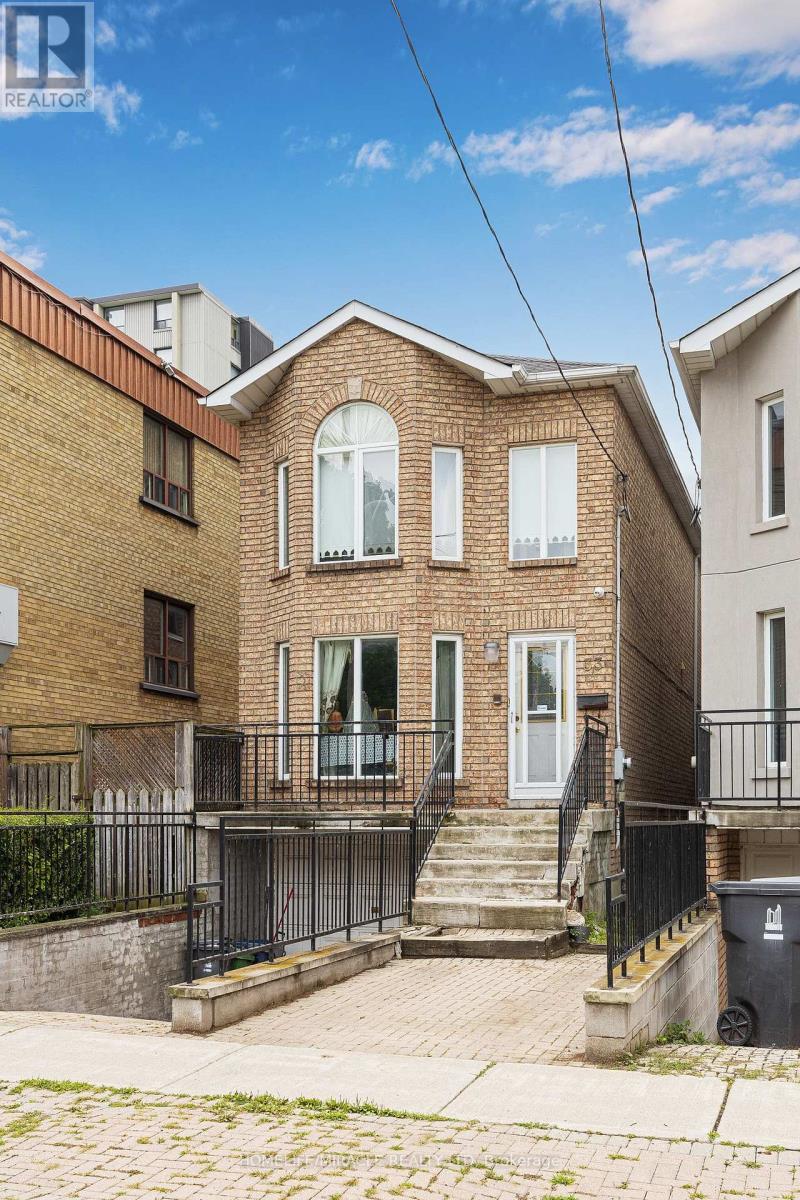 MLS® listing #30099817 for sale located at 33 TORRENS AVENUE