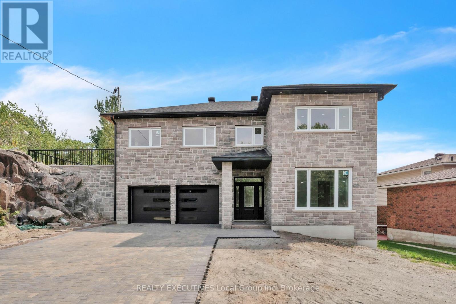 MLS® listing #30100044 for sale located at 29 SHALLOT CRESCENT