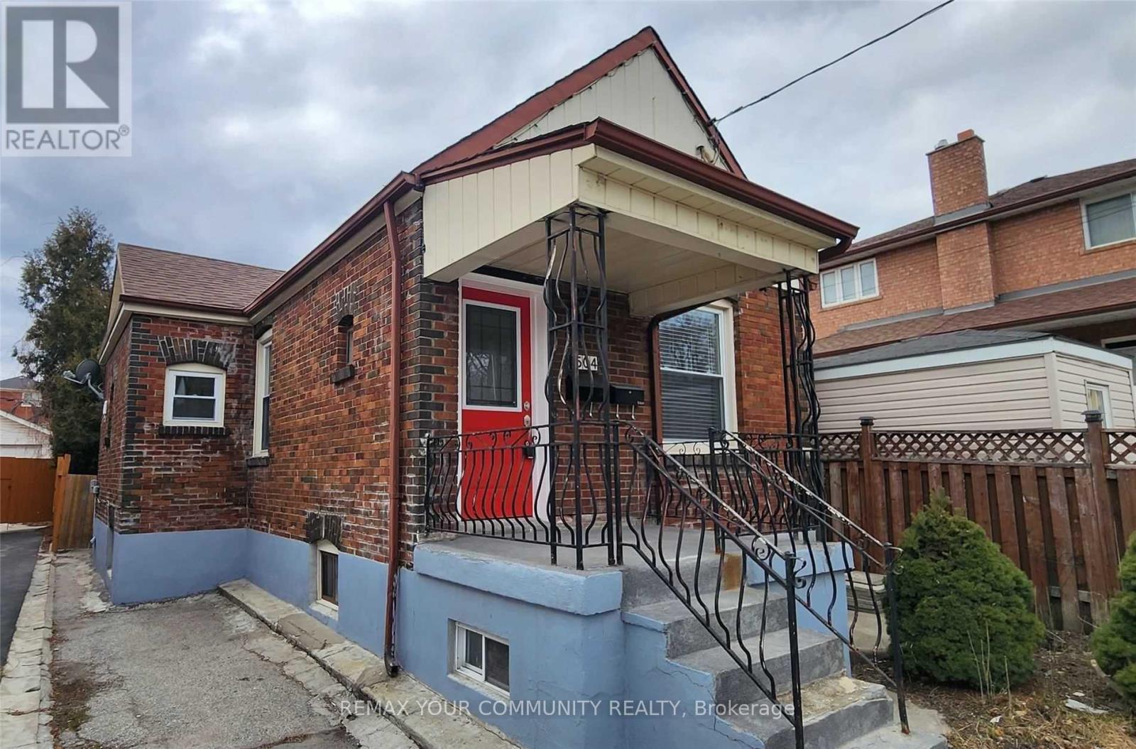 MLS® listing #30100107 for sale located at BASEMENT - 504 CALEDONIA ROAD