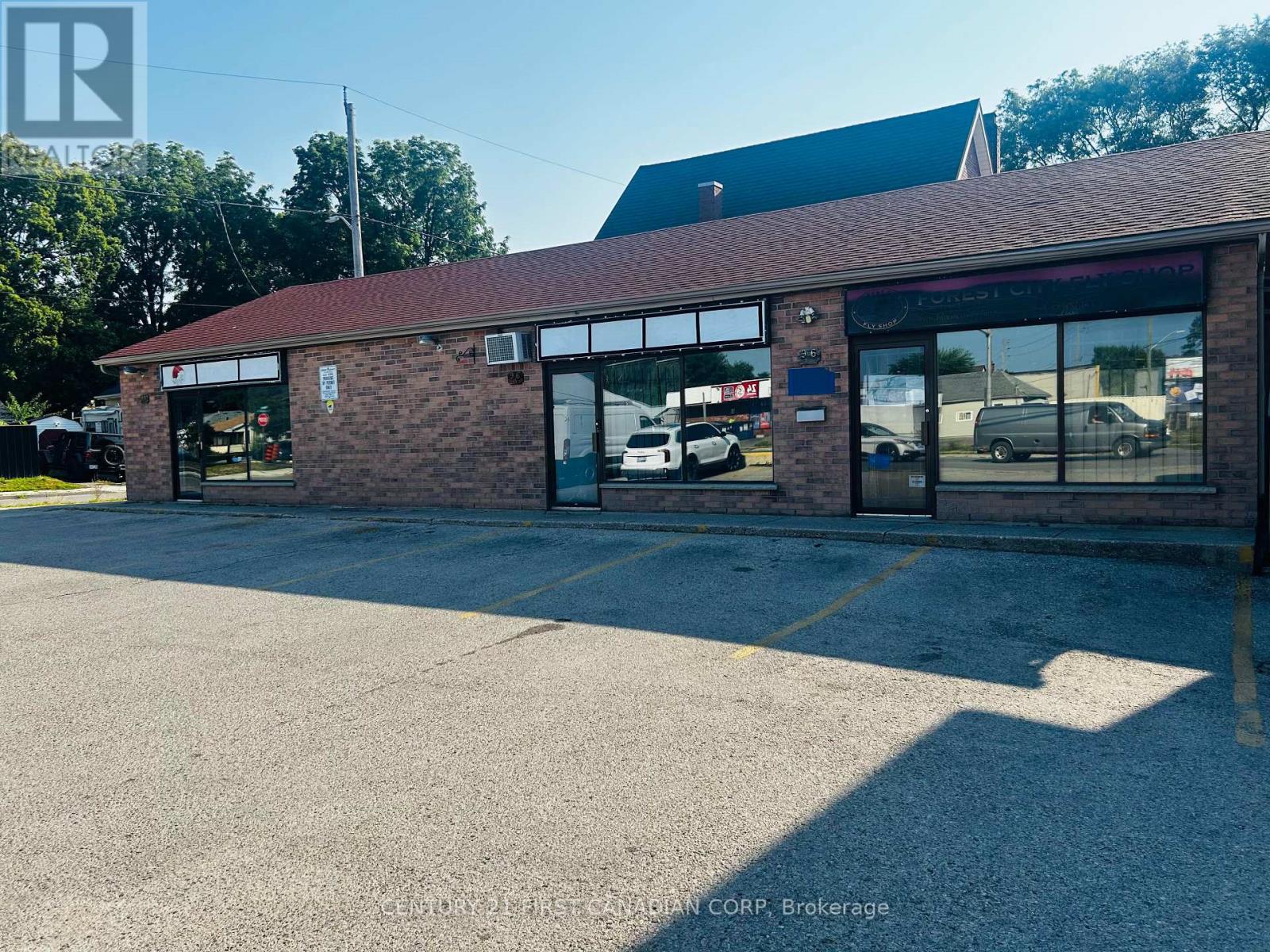 MLS® listing #30100164 for sale located at A + B - 96 RECTORY STREET