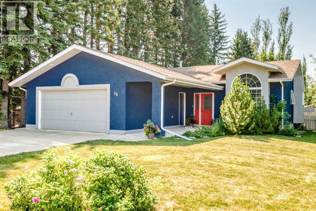 MLS® listing #30100410 for sale located at 94 Hathaway Lane