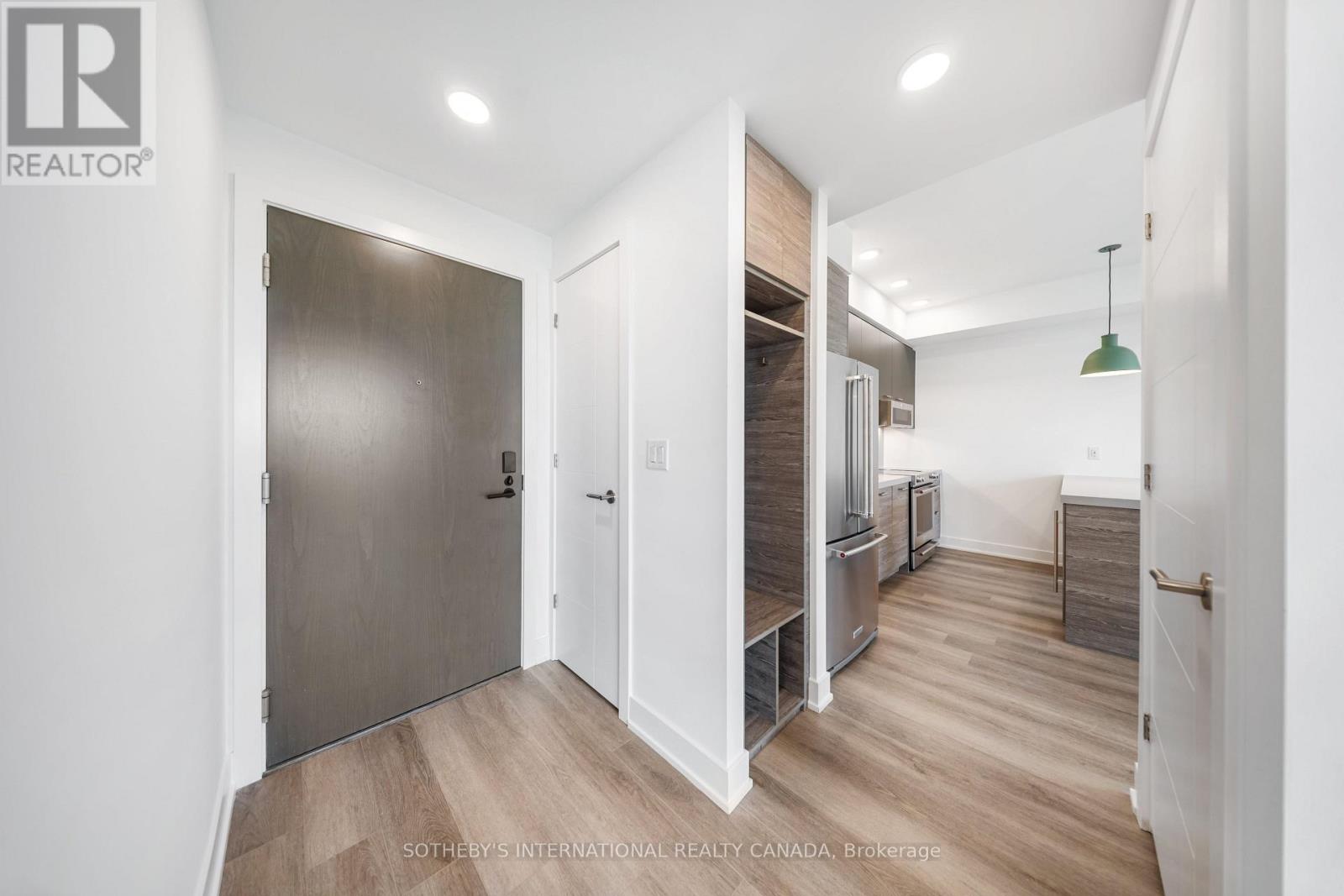 MLS® listing #30100633 for sale located at 709 - 484 SPADINA AVENUE