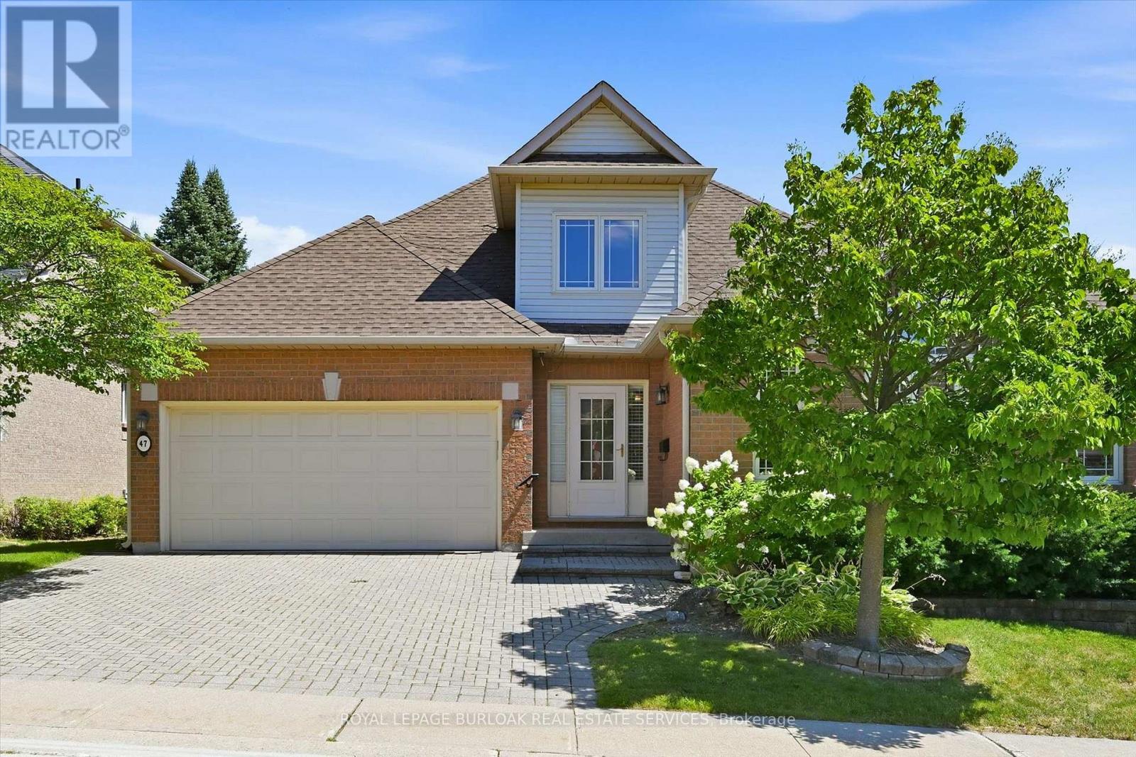 MLS® listing #30100979 for sale located at 47 - 1150 SKYVIEW DRIVE