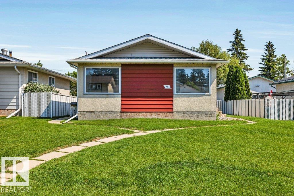 MLS® listing #30100981 for sale located at 9 LINDEN ST ST S