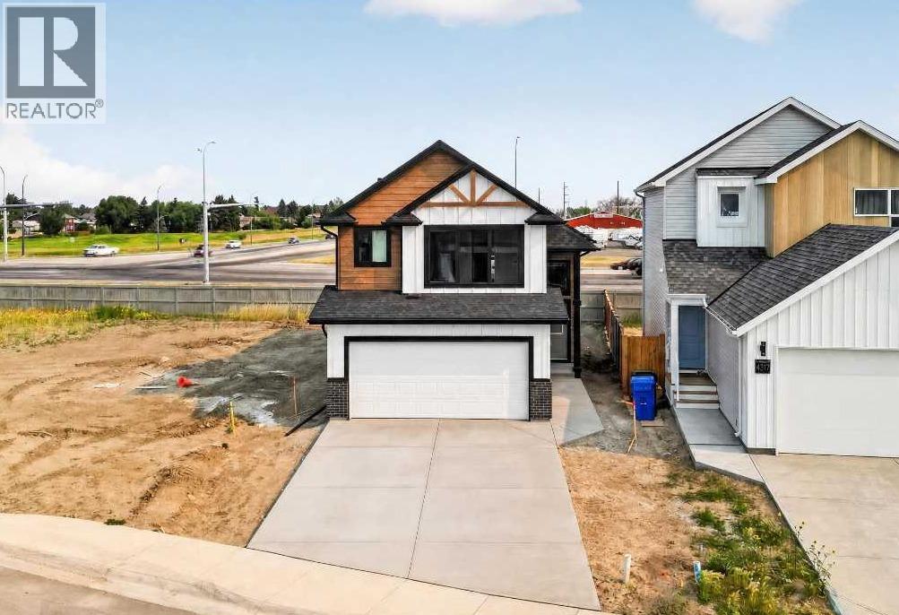 MLS® listing #30101016 for sale located at 4313 25 Avenue S