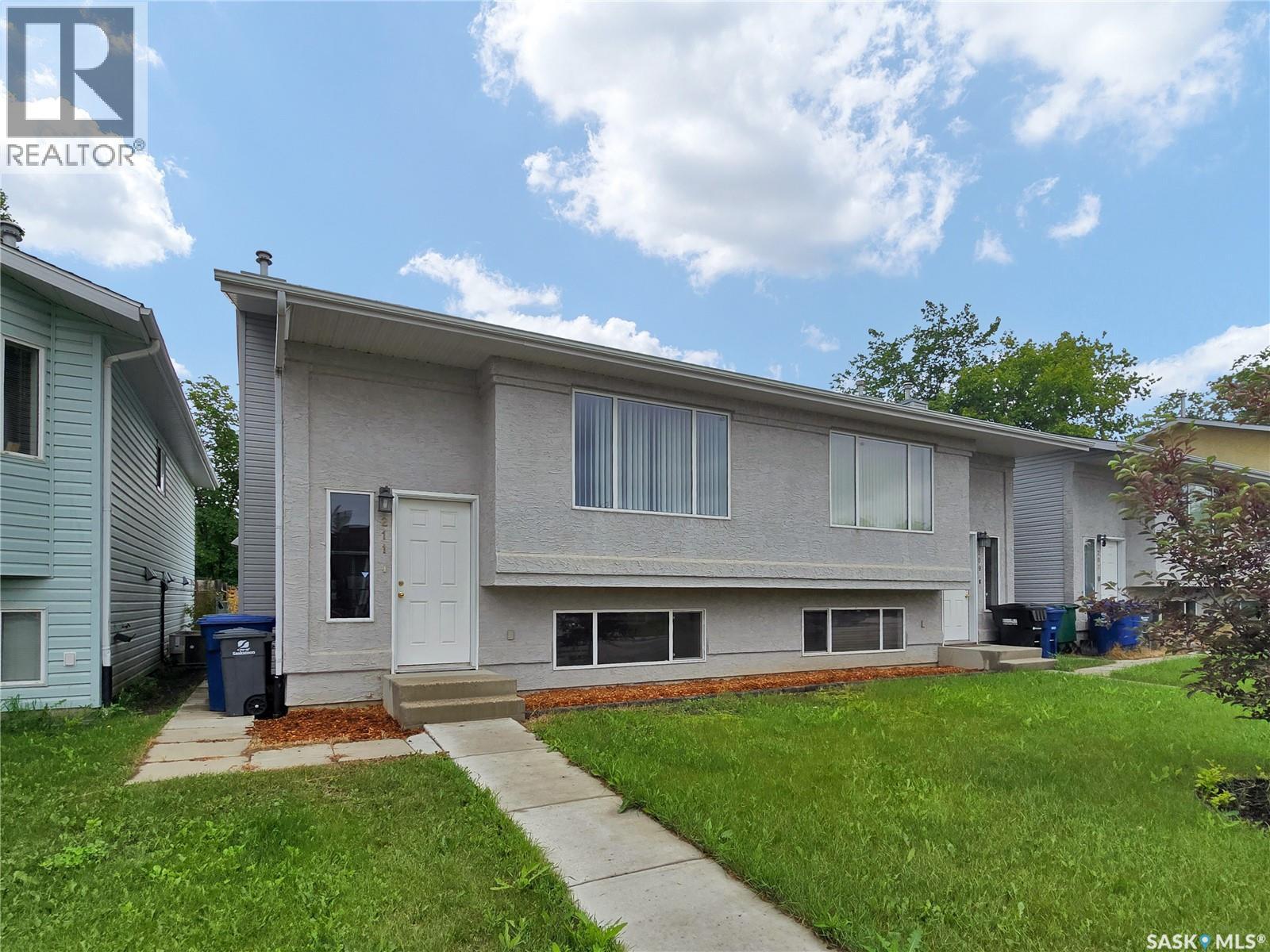 MLS® listing #30101030 for sale located at 211 Hedley STREET