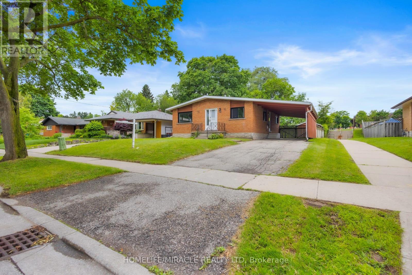 MLS® listing #30101220 for sale located at 72 MASSEY AVENUE