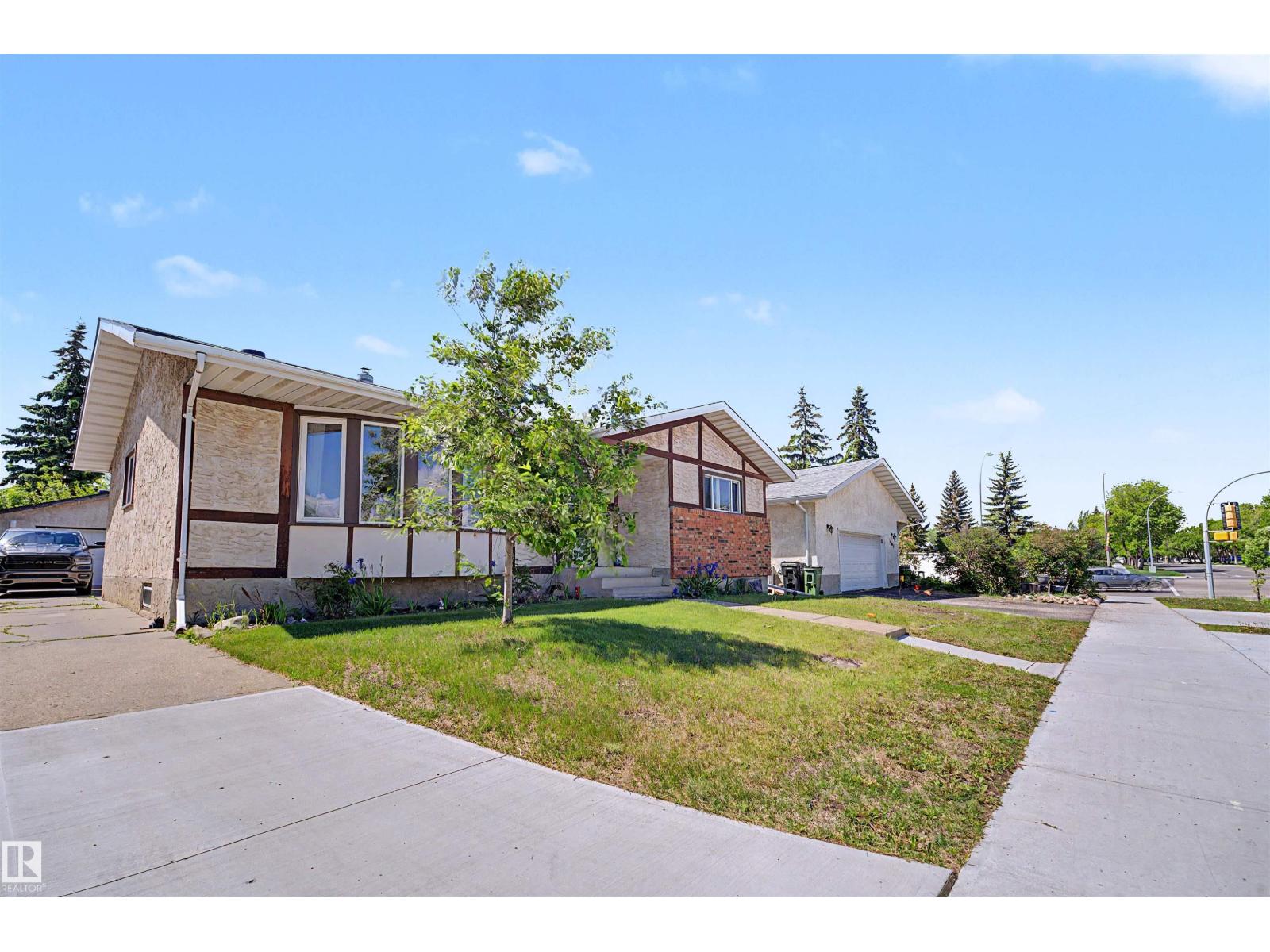 MLS® listing #30102435 for sale located at 16608 109 ST NW
