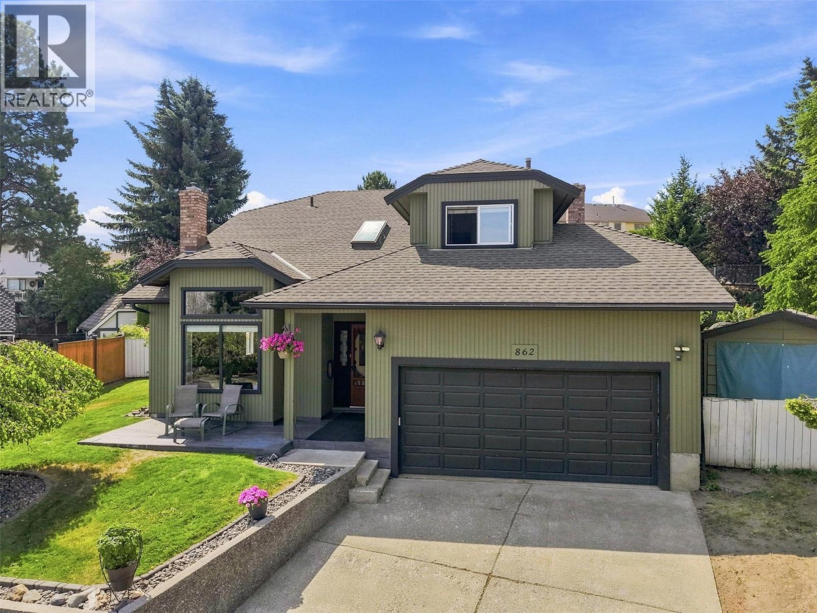 MLS® listing #30102448 for sale located at 862 GREYBRIAR Court