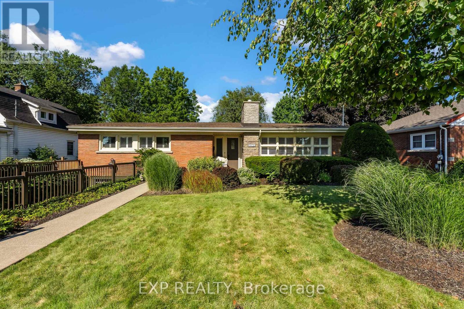 MLS® listing #30103135 for sale located at 3279 SAINT PATRICK AVENUE
