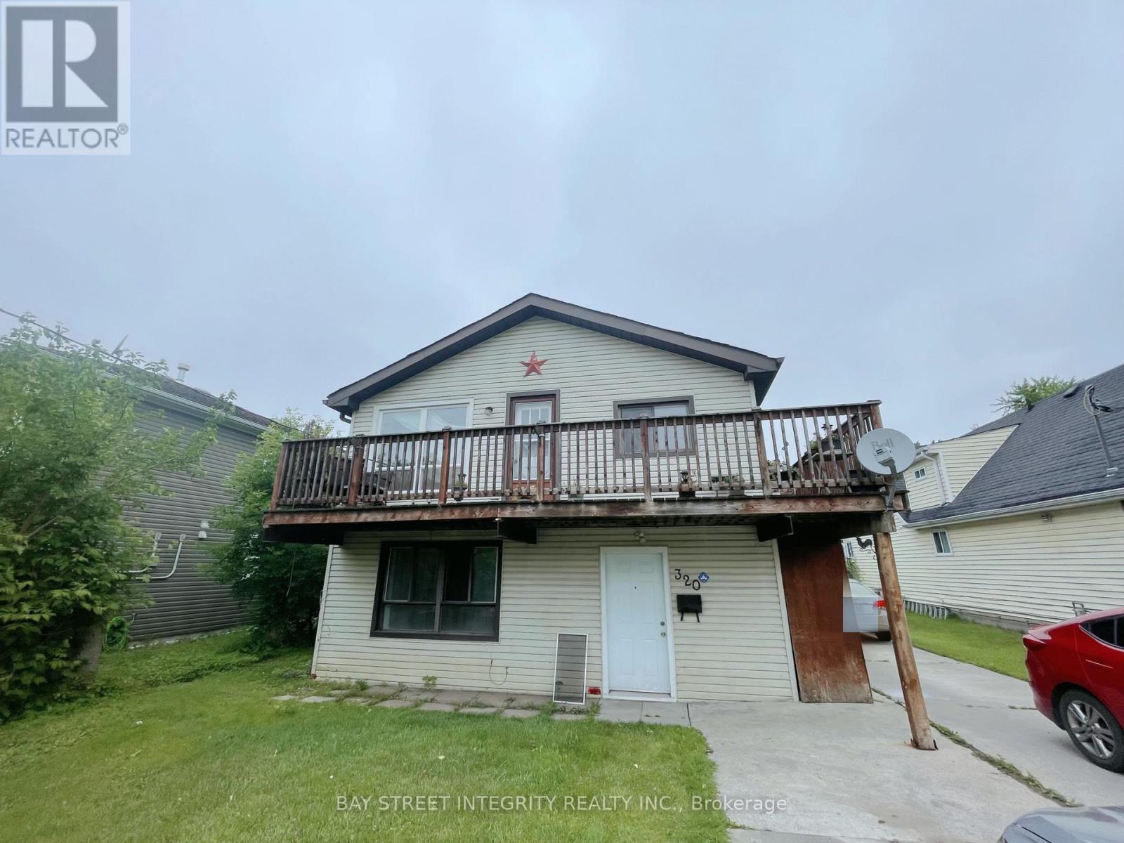 MLS® listing #30103593 for sale located at 1ST FLOOR - 320 MIAMI DRIVE