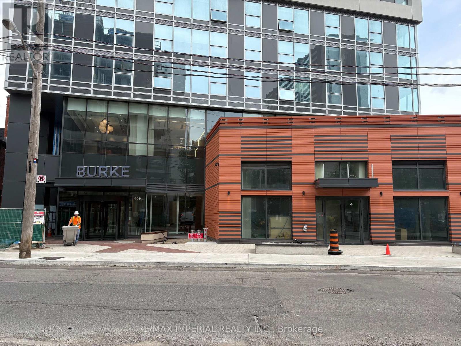 MLS® listing #30103651 for sale located at 4210 - 609 SHERBOURNE STREET