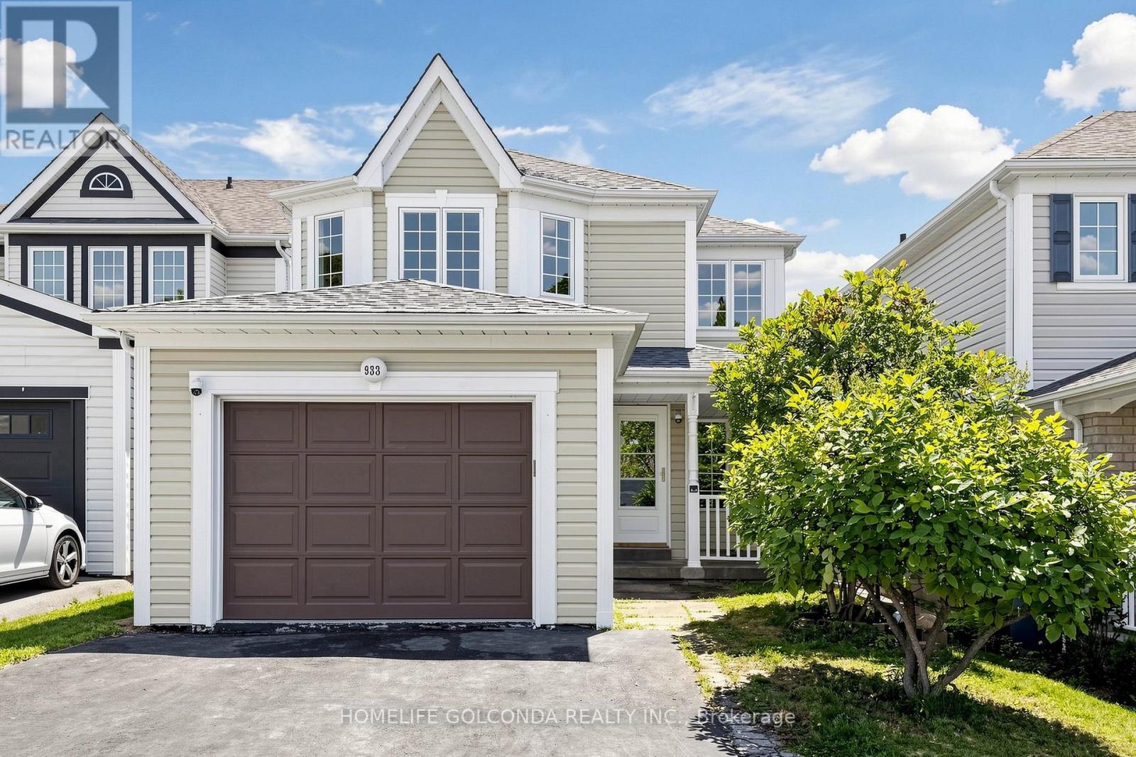 MLS® listing #30103663 for sale located at 933 GLENBOURNE COURT