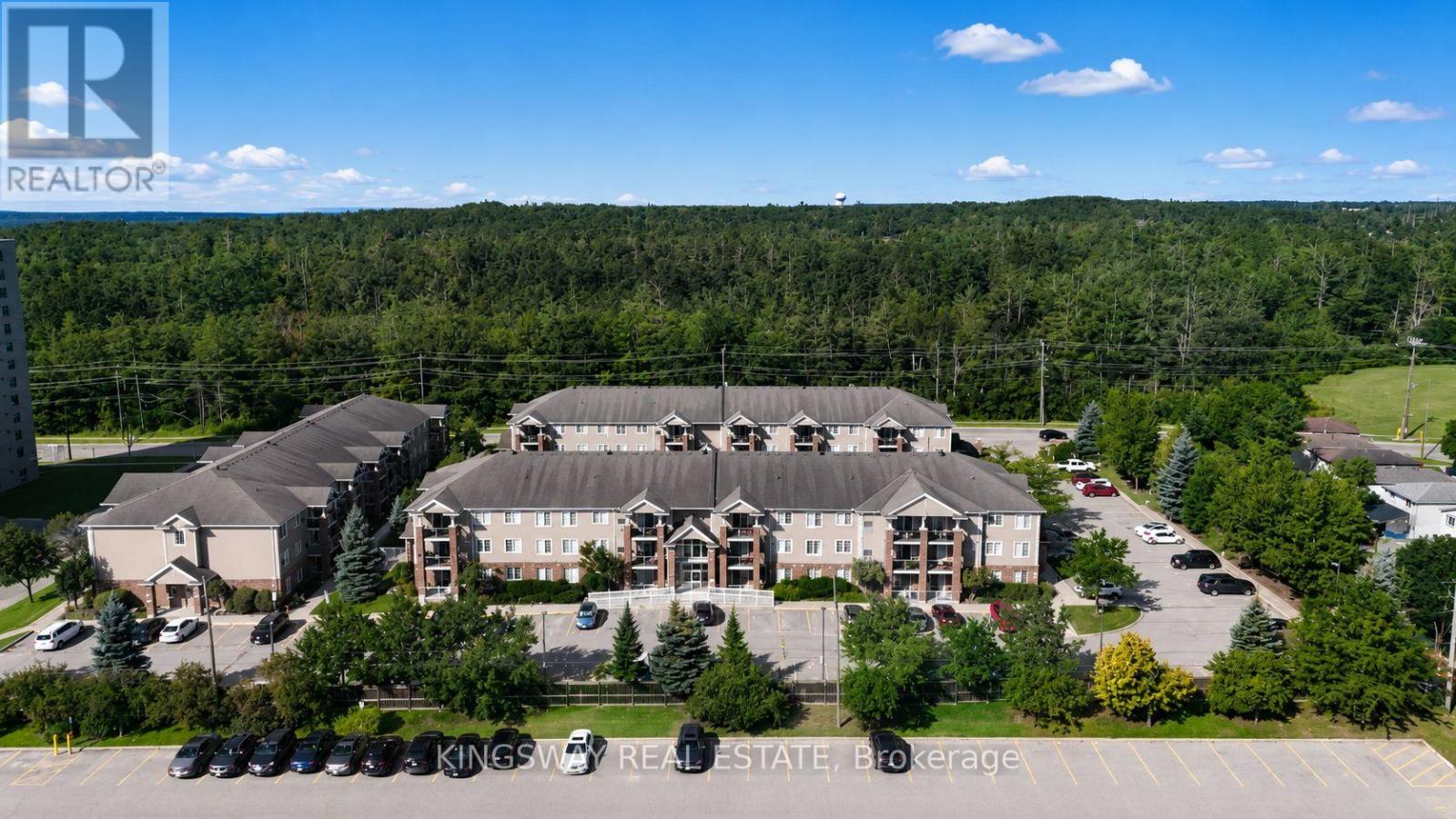 MLS® listing #30103674 for sale located at 19 - 41 COULTER STREET