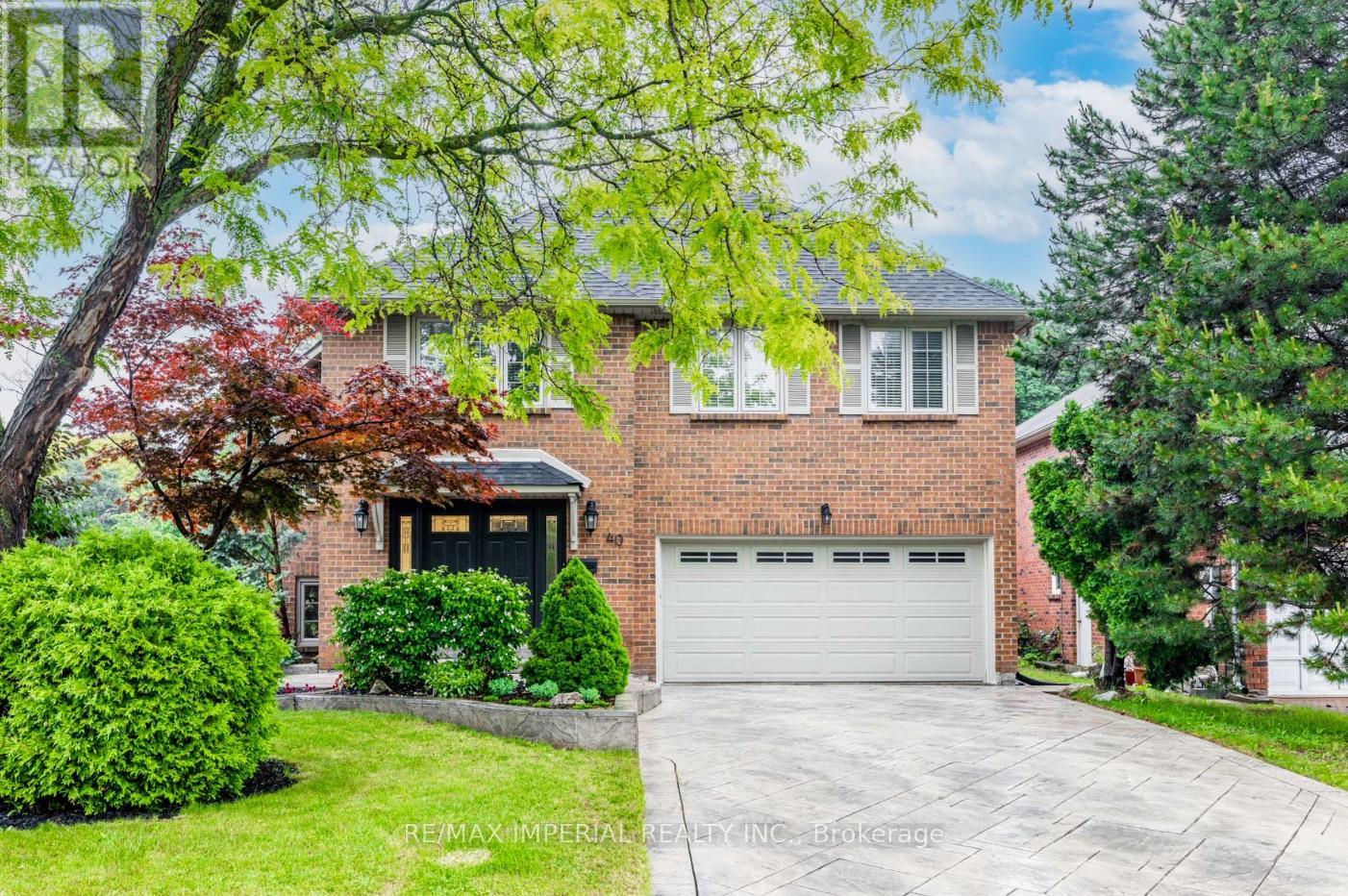 MLS® listing #30103699 for sale located at BSMT - 40 BREWSLAND CRESCENT