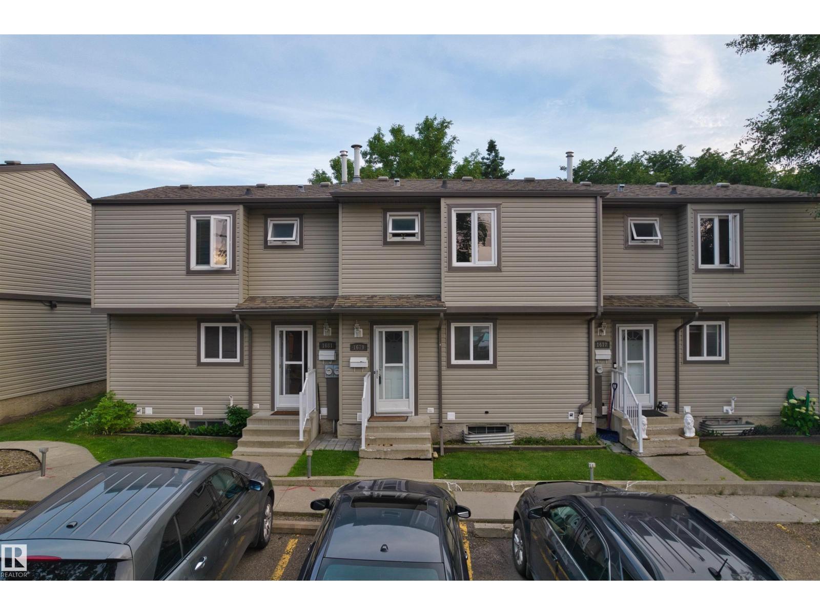 MLS® listing #30103715 for sale located at 1679 LAKEWOOD RD NW NW
