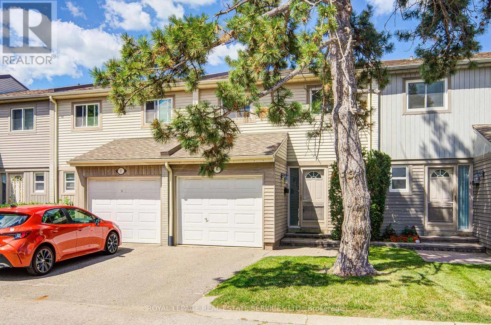 MLS® listing #30103947 for sale located at 4 - 3500 GLEN ERIN DRIVE