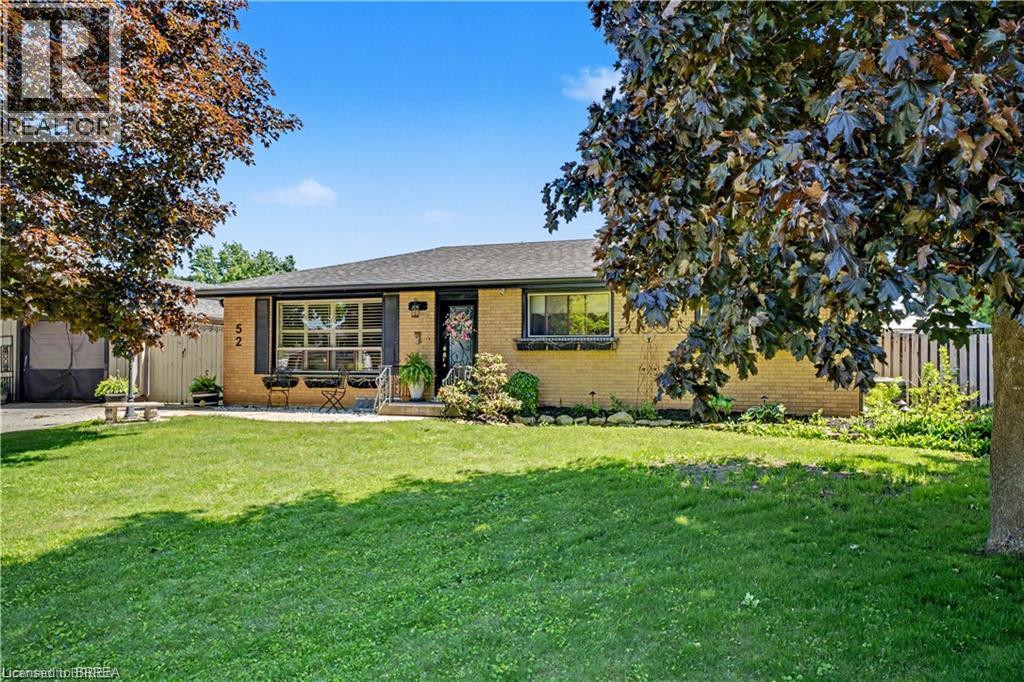 MLS® listing #30104736 for sale located at 52 LORNE Avenue