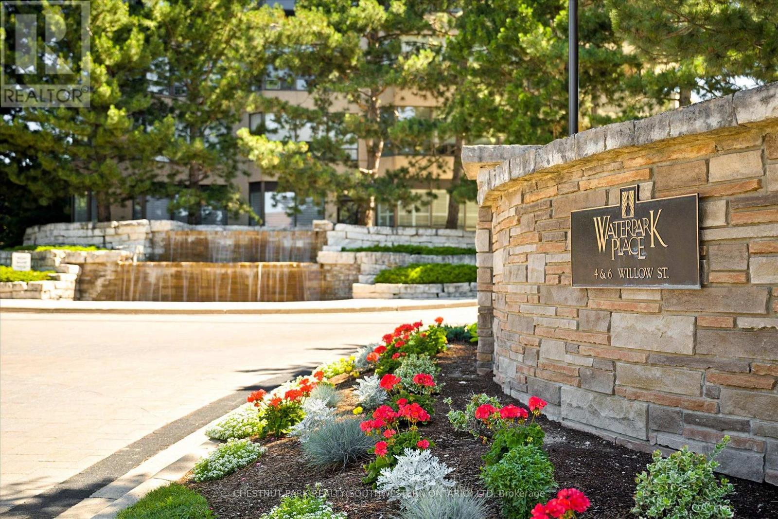 MLS® listing #30104764 for sale located at 1101 - 4 WILLOW STREET